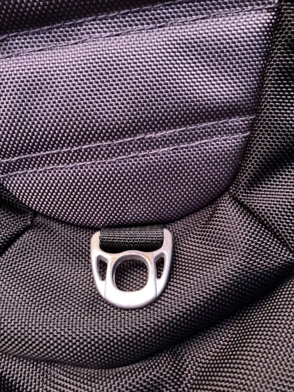 SWISSGEAR Model 9275 Backpack Laptop Case Airflow